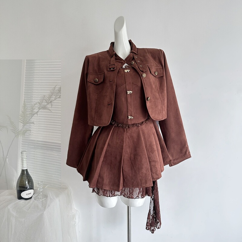 Si Mai Luo Manke Coco Knight French Retro Jacket and Strap Dress Two-Piece Set with Waist-Cinching Short Skirt 2026