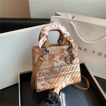 2026�r���¿�羳�߼��д̽��������Ů��С���OӋ�����μ�б���