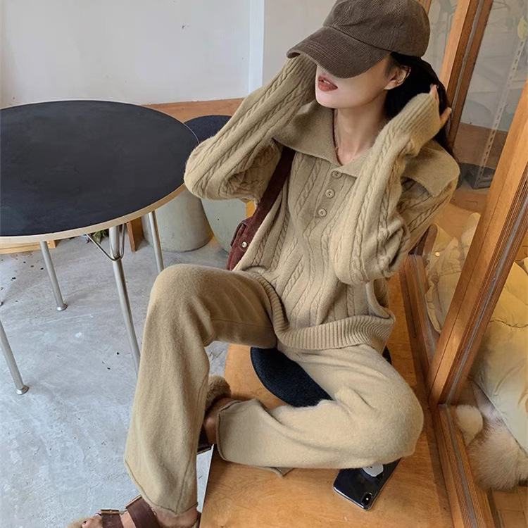 ファッションの外国貿易のニットのスーツの女性の秋冬の新型のゆったりしています。|undefined