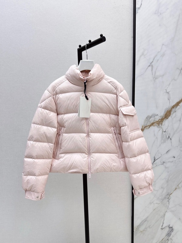毒家现货正确版本蒙家新款女士高端短款立领羽绒服外套时尚百搭|undefined