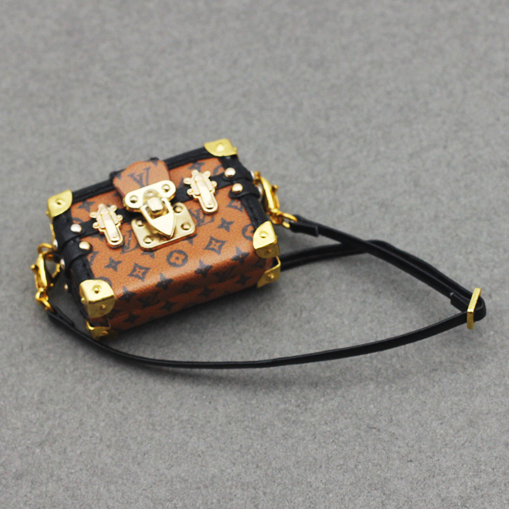 18CMベビーキャリーバッグは、17CMラブブ（Labubu）透明外出バッグ収納バッグペンダント、オールドフラワーバッグに適しています。