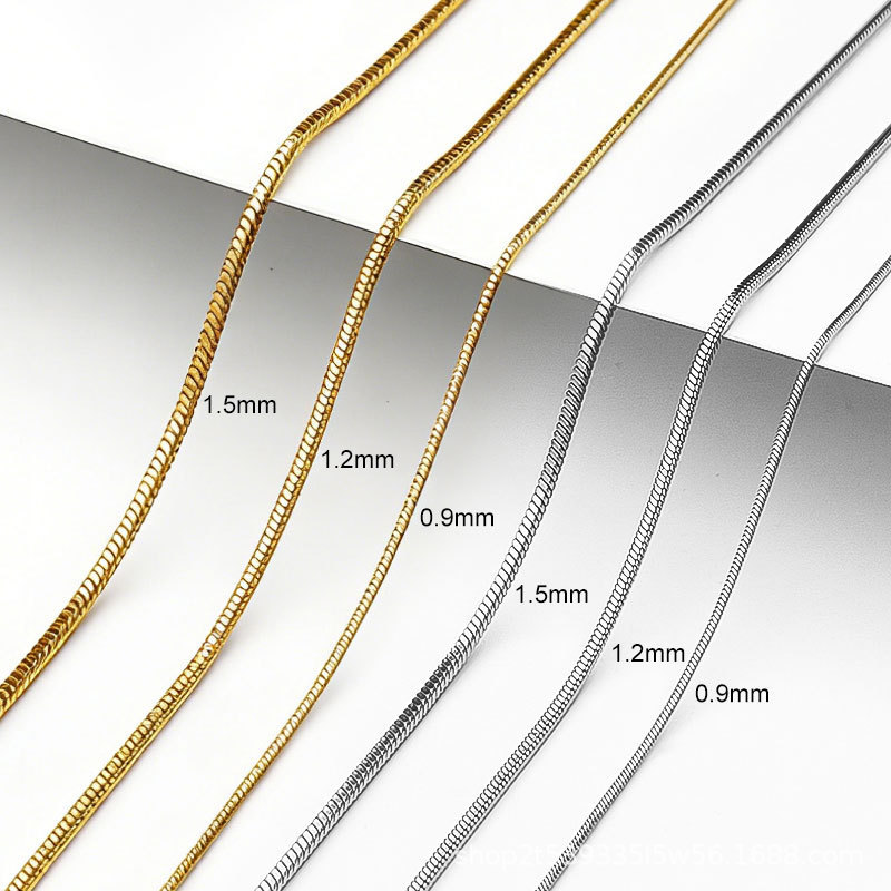 Non-Fading Necklace, Light Luxury Niche Square Snake Chain Stainless Steel Necklace Accessories for Women, Summer Cross-Border Jewelry, Niche Design