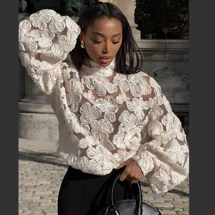 GY26015 White Loose Hollow-out Embroidered Top GY26015 White Loose Hollow-out Embroidered Top