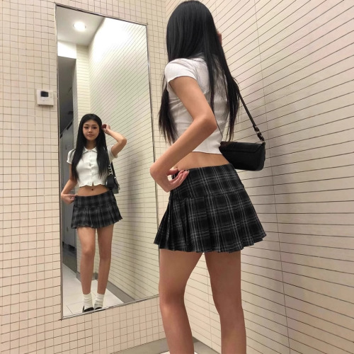 High-quality retro plaid pleated skirt JK skirt half skirt spring summer hot girl American-style grid short skirt autumn winter