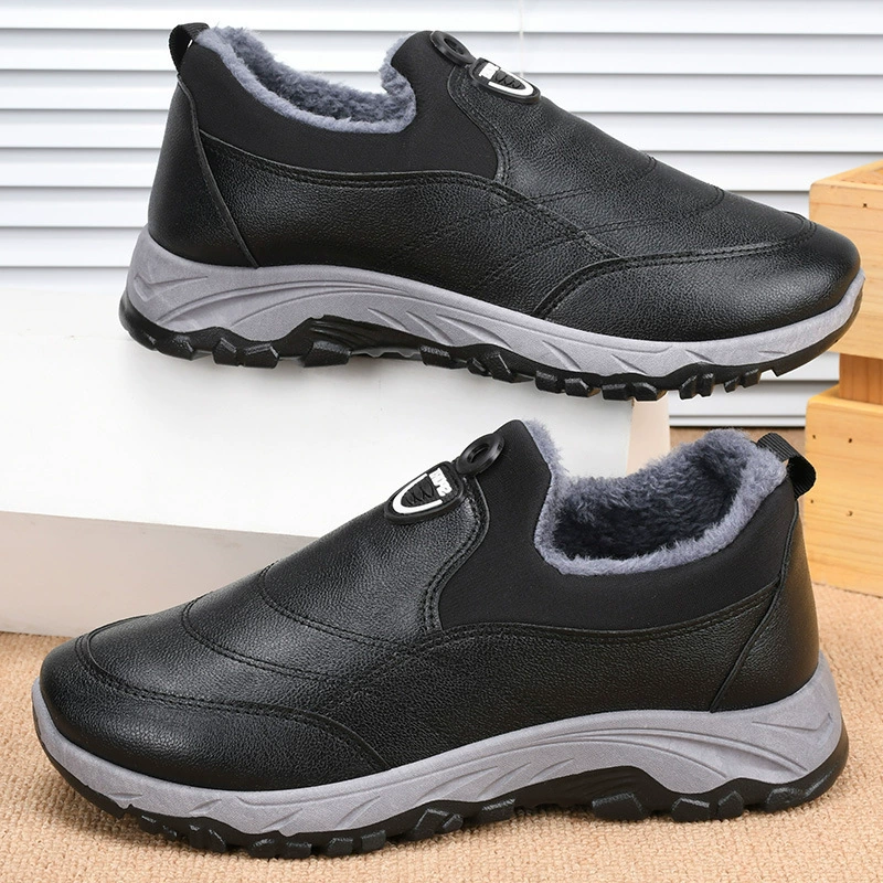 Модные кожаные сапоги 2025 года, зимние, новые, утепленные, теплые снегоступы для людей среднего и старшего возраста, повседневные уличные сапоги на толстой подошве, удобные для носки.