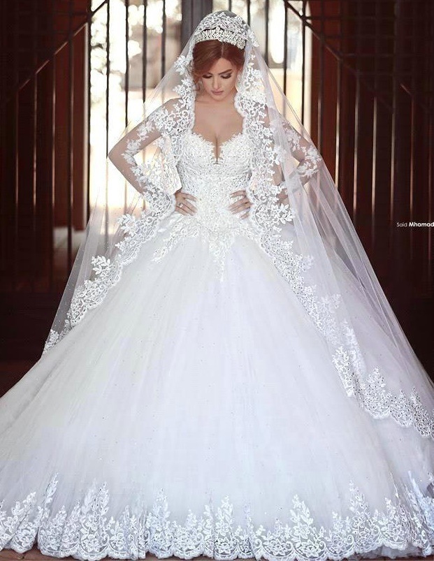 Vestido de novia de Amazon con cola larga, nuevo modelo 2026, estilo europeo y americano elegante, vestido nupcial grácil y real, transfronterizo.