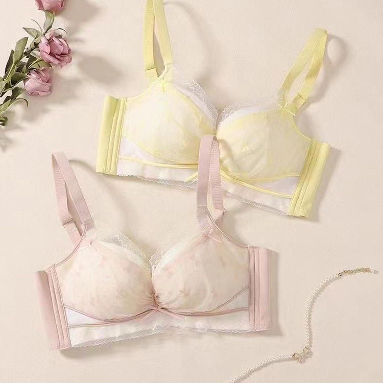 2355 Luz de lujo dulce encaje chica ropa interior las mujeres cómodo inalámbrico proteína pequeño pecho engrosado push up BRA traje