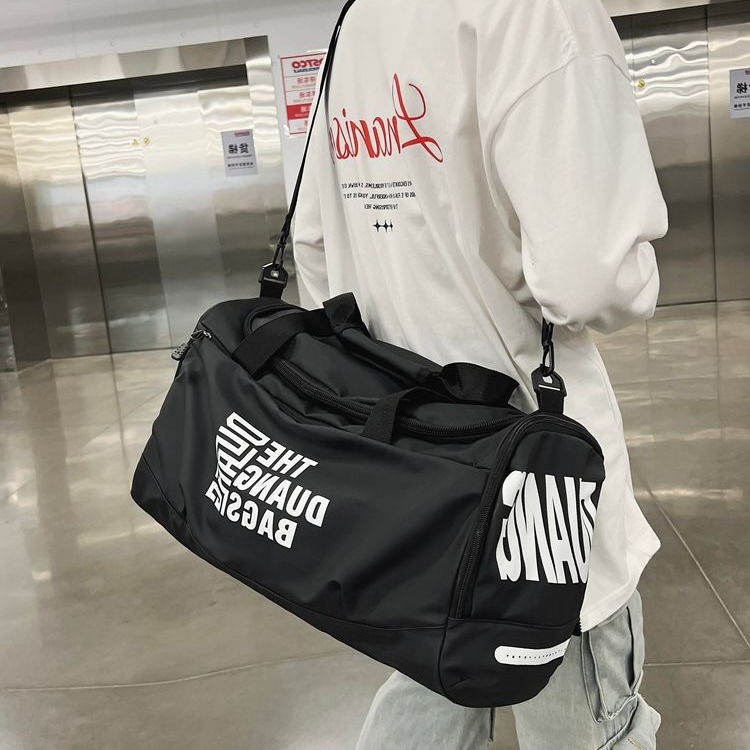 2024 nuevo bolso de mensajero de gran capacidad, bolso de viaje de viaje de viaje, bolso de fitness deportivo de tendencia de moda