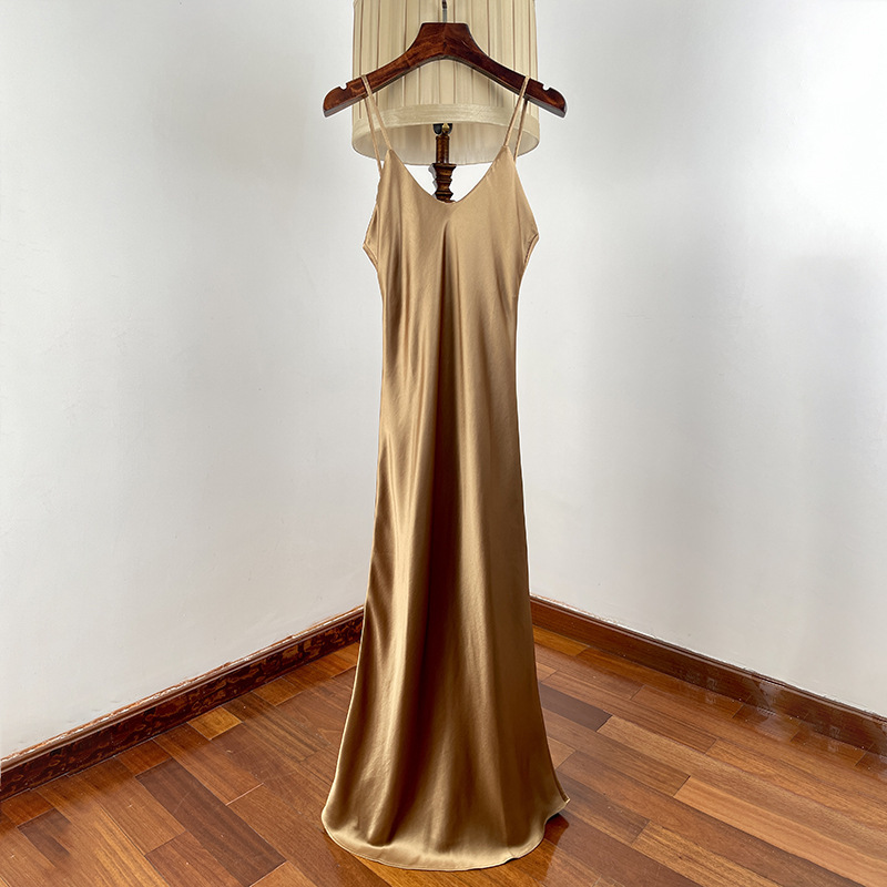 French U-neck Satin Acetate Suspender Dress for Women! Long Tall Bias-cut Waist Slimming Look Draped Long Skirt French U-neck Satin Acetate Suspender Dress for Women! Long Tall Bias-cut Waist Slimming Look Draped Long Skirt