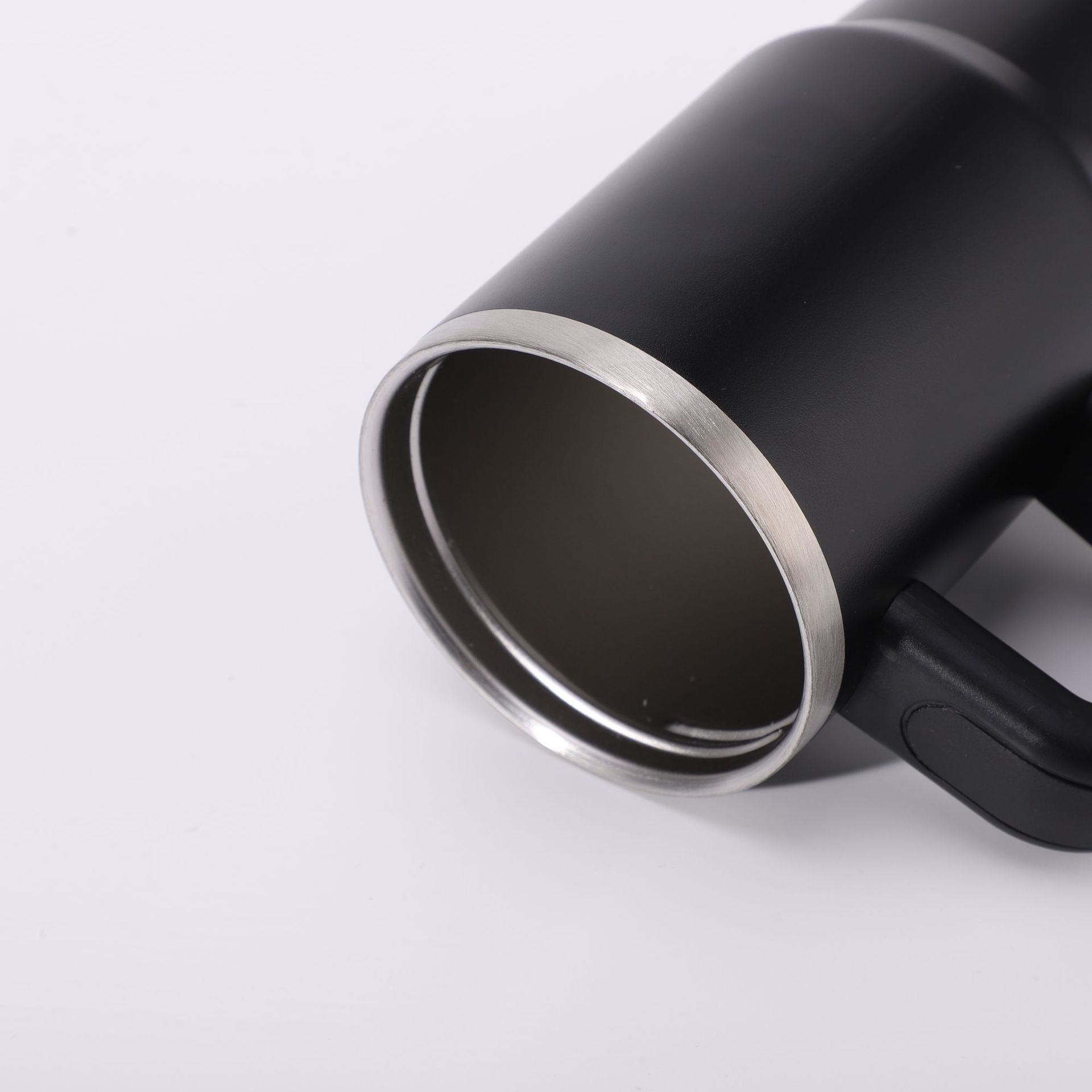 New Model 14O Handle Car 304 Stainless Steel Large-Capacity Top Quality Ice Cup, High Aesthetic Value, With Straw_voghion.com