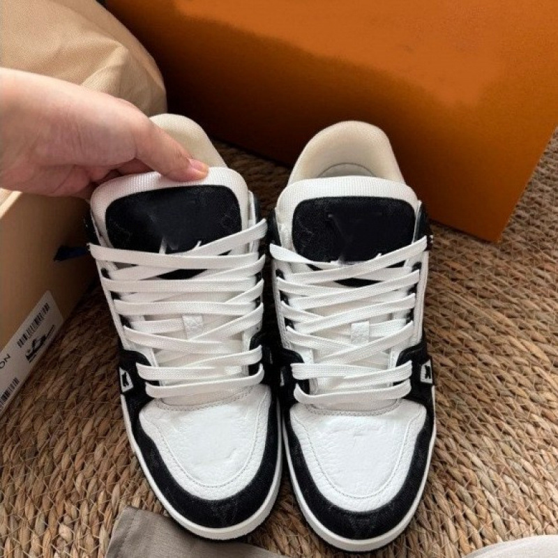 2026 Lv High-End Full Set Packaging Unisex Fashion Versatile Sneakers Breathable Casual Height-Increasing Couple's Sneakers 2026 Lv High-End Full Set Packaging Unisex Fashion Versatile Sneakers Breathable Casual Height-Increasing Couple's Sneakers