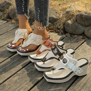 2025 Cross-Border Export Large Size Thong Wedge Sandals Summer New Thick Heel Metal Buckle Slippers Beach Sandals