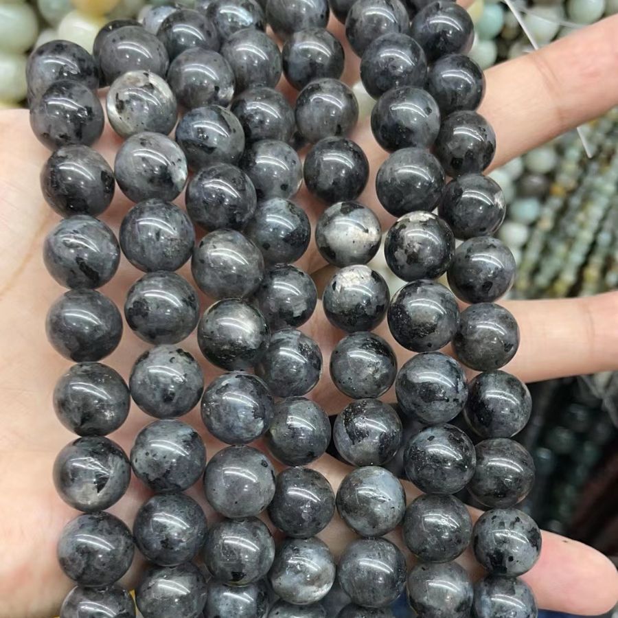 Natural domestically produced black flash stone loose beads for DIY jewelry & handmade beading—wholesale supply of round natural stone flash beads.