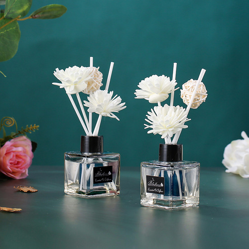 Small square bottle gardenia essential oil diffuser for home indoor long-lasting bedroom room fragrance perfume toilet bathroom air freshener decoration piece