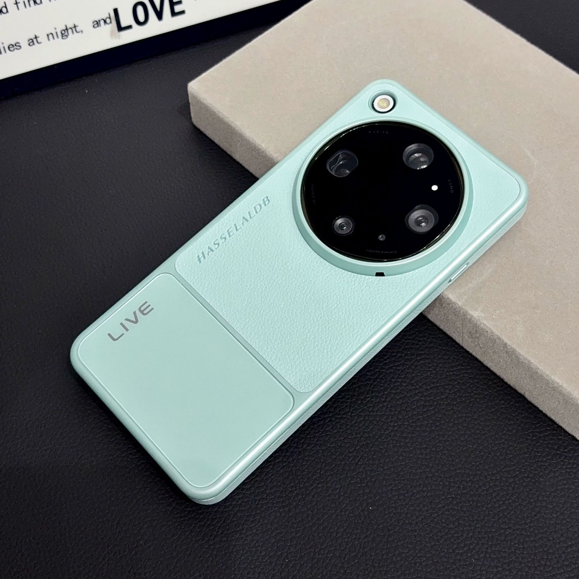 Cyan
