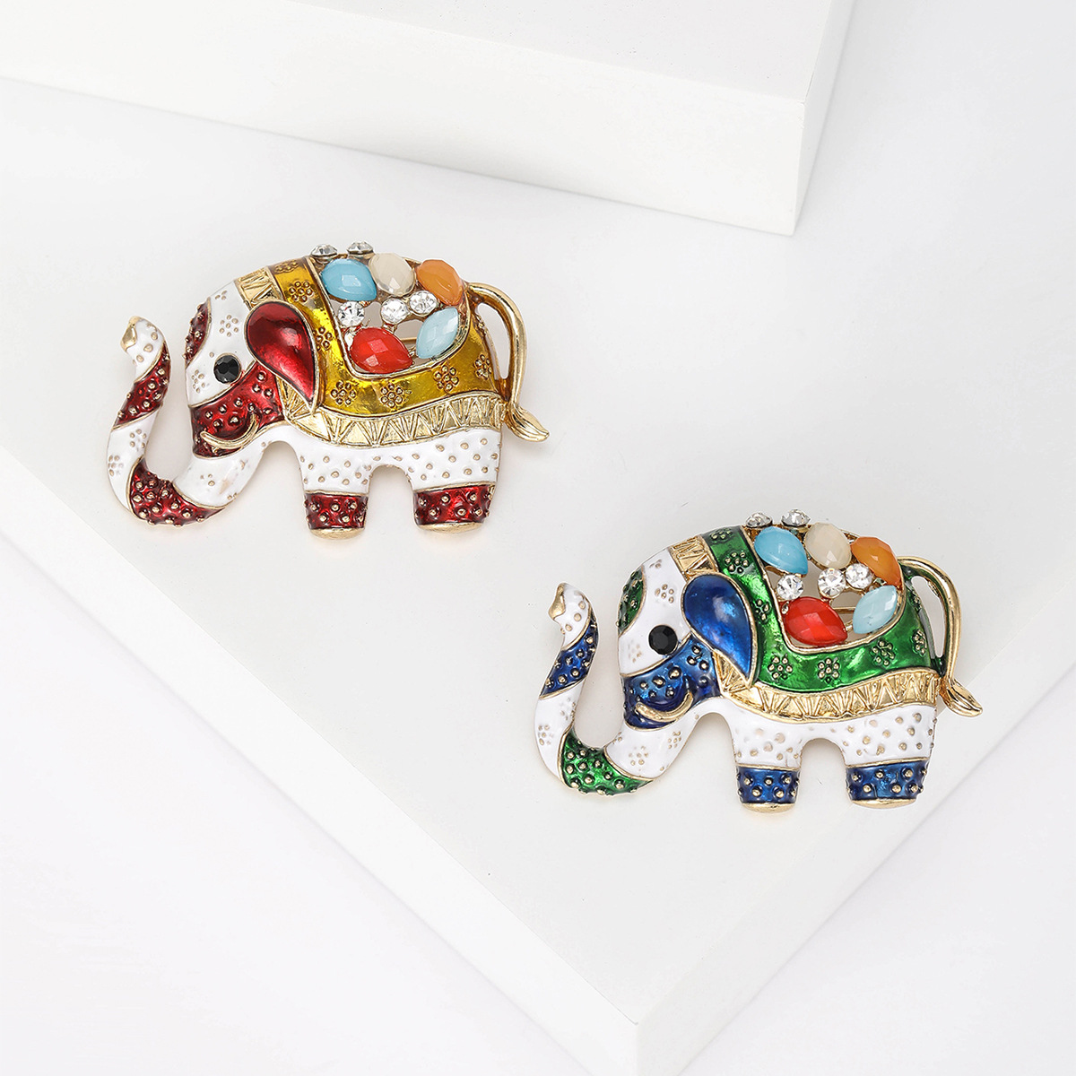 Rhinestones Inlay Material Retro Pin Elephant Alloy Enamel Inlay Rhinestones Women's Brooches