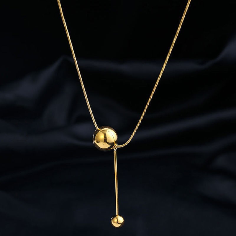 Nuevo collar de acero de titanio incrustado en diamantes para mujeres todo a juego ins Internet celebridad luz Cadena de clavícula de lujo elegante joyería de alto grado que no se desvanece