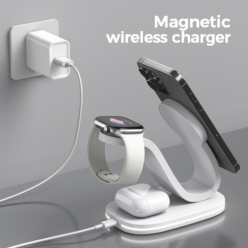 磁気吸引式ワイヤレス充電ベースプレートで高速充電|undefined