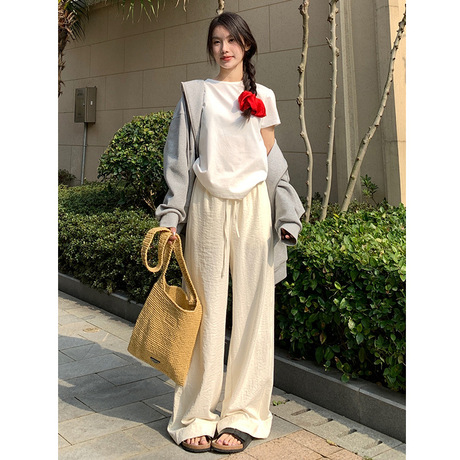 楠涛褶皱肌理松紧腰奶皮裤女2024新款薄款慵懒宽松阔腿高腰休闲裤