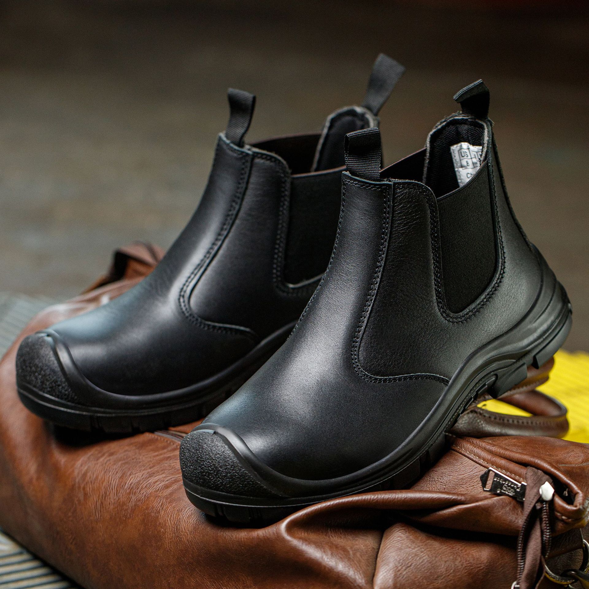 Men Special Work Shoes Men's Steel Toe Breathable Slip-On Safety Casual Fashion Work Shoes_vogvips.com