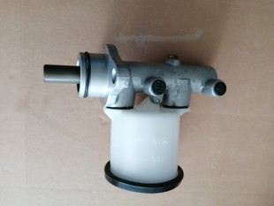 51100-70a00 brake master cylinder