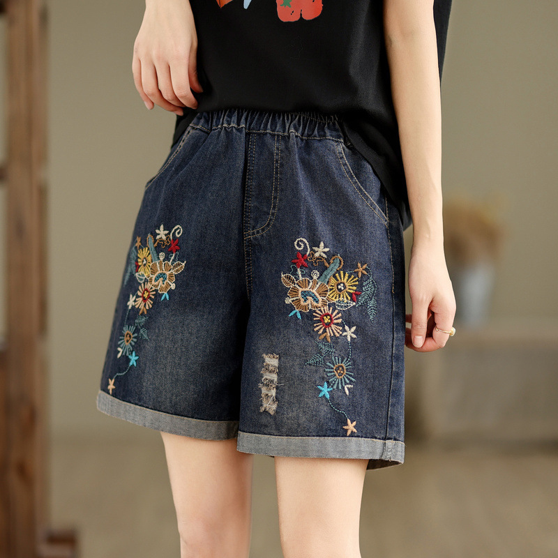 2025 Summer New Cartoon Embroidered Bear Balloon Denim Shorts Hot Pants Wholesale Trend