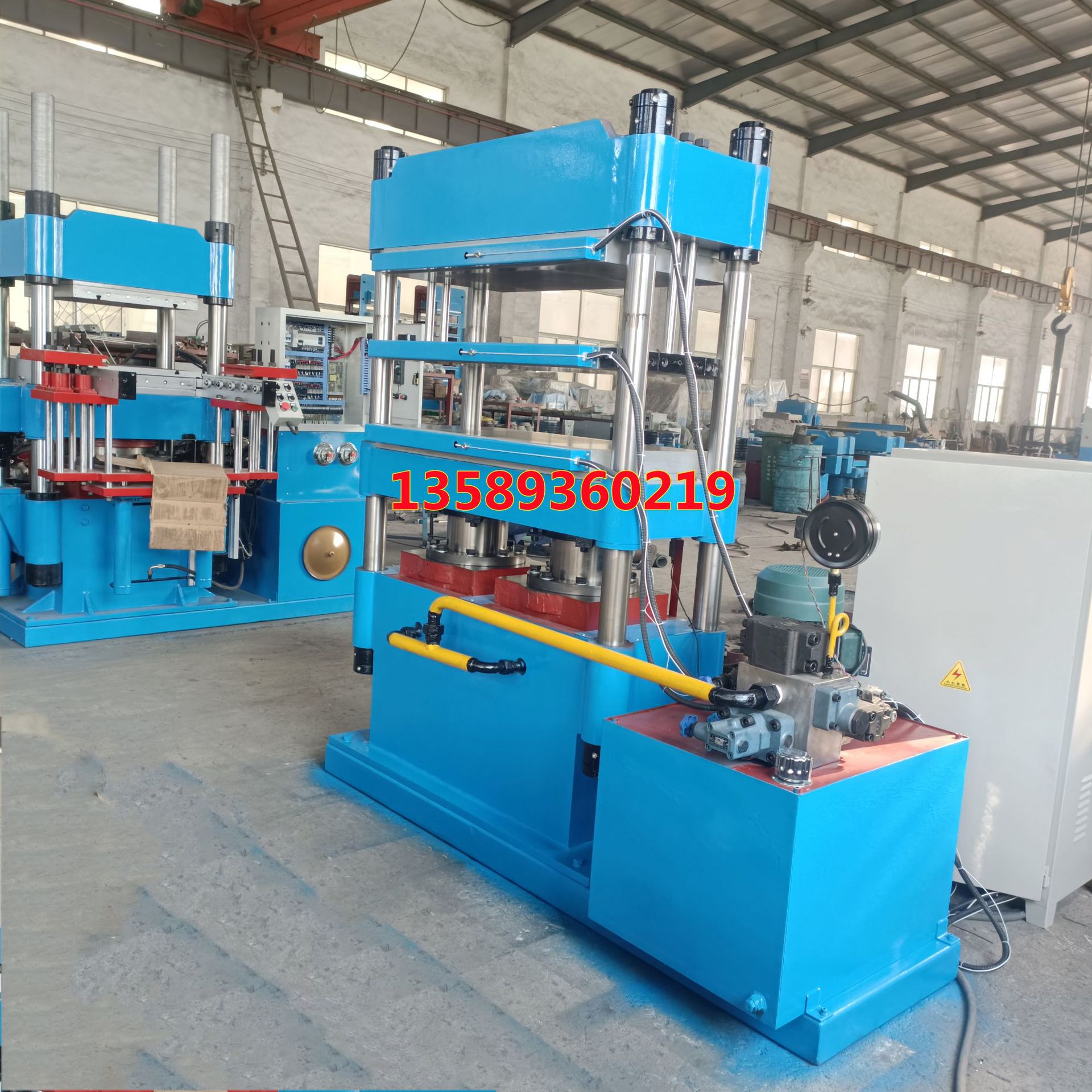 厂销100T双缸柱式平板硫化机  双工作层橡塑模压机  硅橡胶液压机