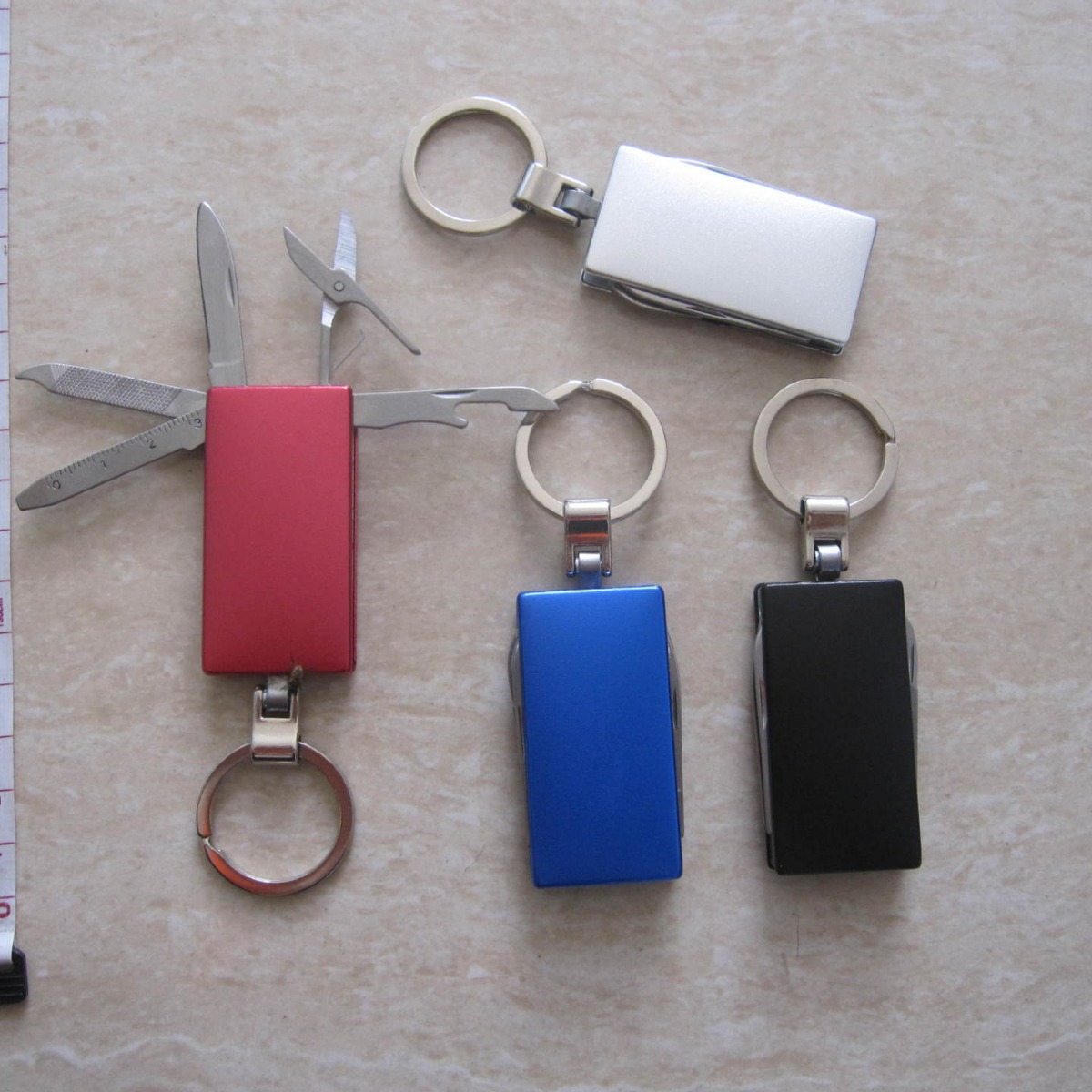 促销精品 多功能小刀 便携式户外野营刀具 金属礼品小刀