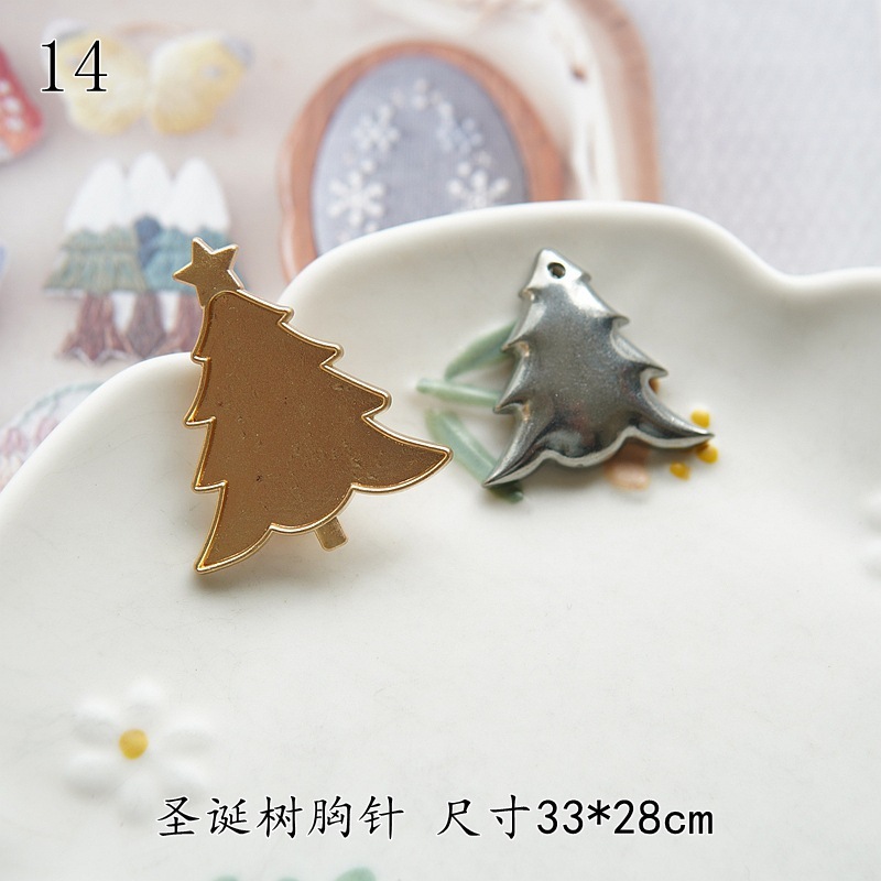 宋锦蓝染刺绣新中式底托包布螺钿点翠蝴蝶三叶草新款胸针|undefined