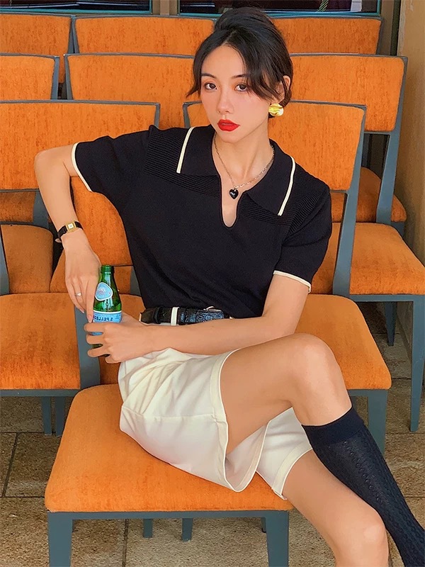 검은색