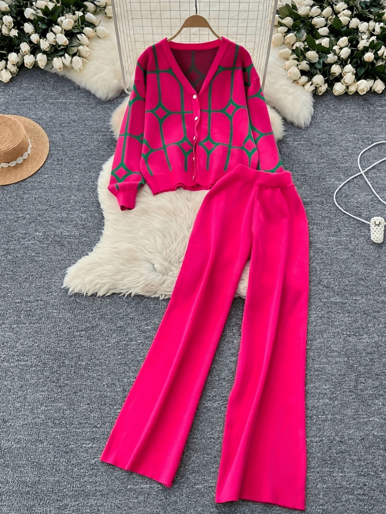 Jacquard Strickjacke Mit V-ausschnitt Und Shorts Set Für Damen_voghion.com
