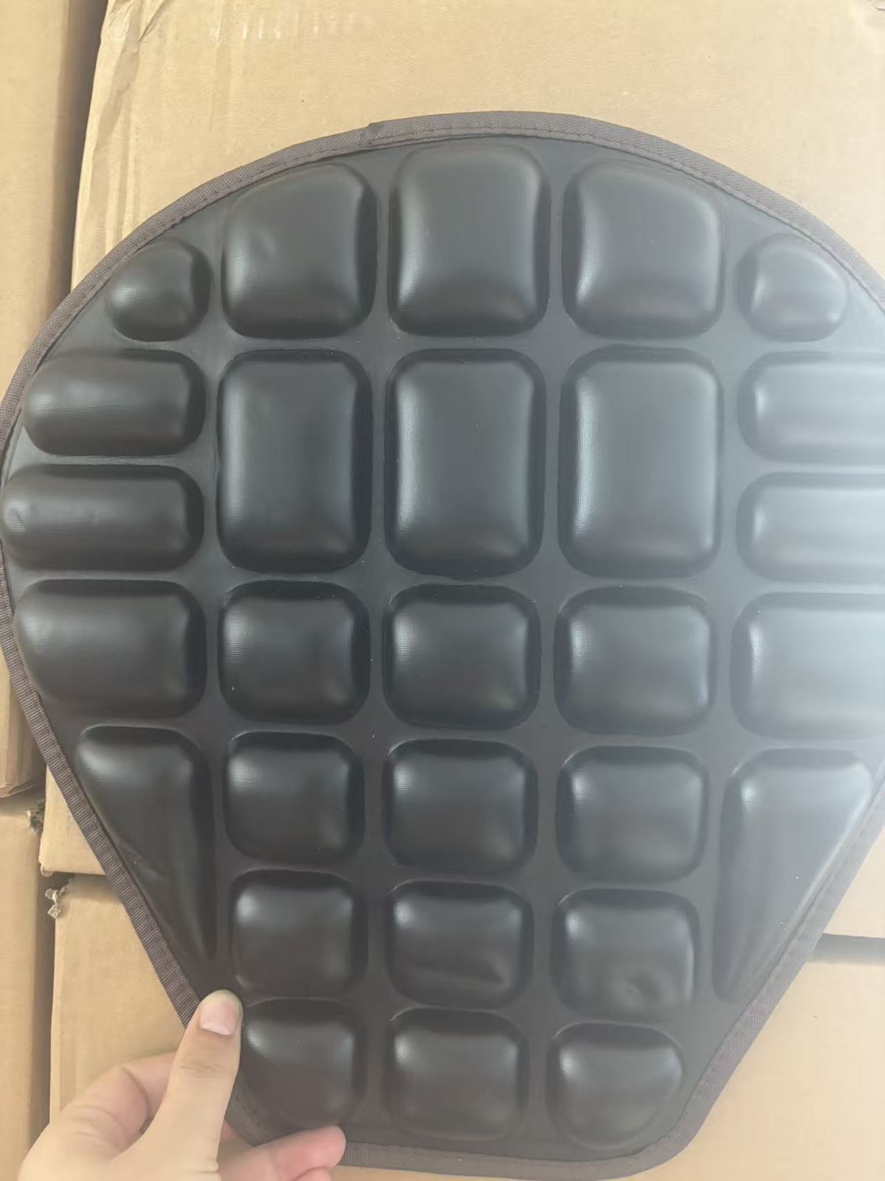 Cojín de asiento de motocicleta amortiguador ventilado amortiguador ventilado universal resistente a altas temperaturas para vehículo eléctrico