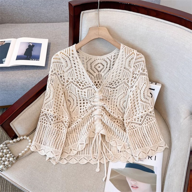 Bohemian Crochet Hollow Knit V-Neck Short Women's Summer Niche Outerwear Irregular Drawstring Top Bohemian Crochet Hollow Knit V-Neck Short Women's Summer Niche Outerwear Irregular Drawstring Top