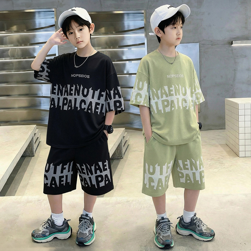 Short sleeve T-shirt for boys