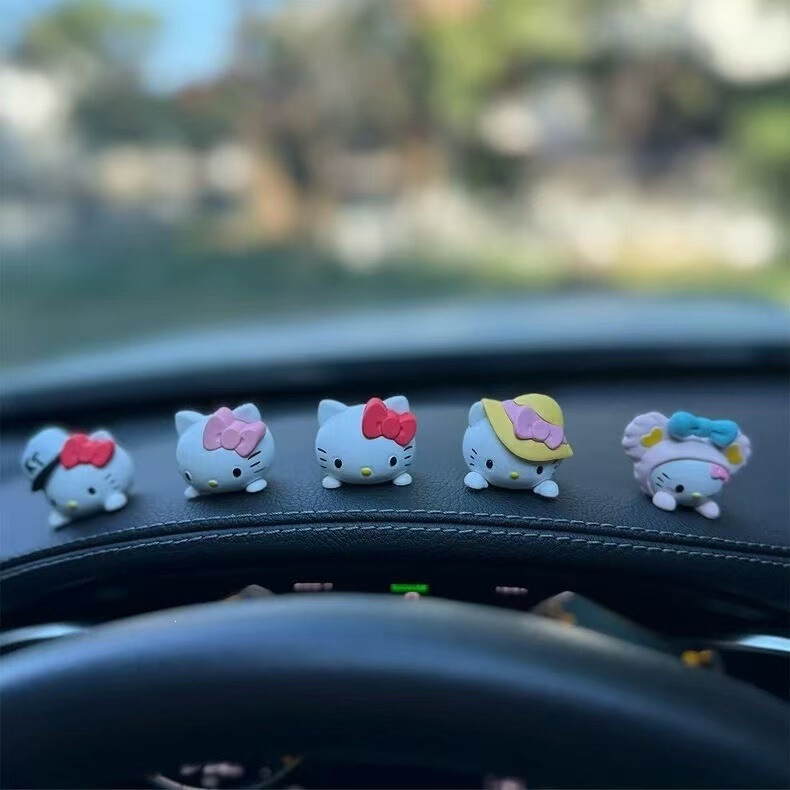 Hello Kitty car dashboard interior decoration cute cartoon car ornaments for ladies electric car accessories Hello Kitty car dashboard interior decoration cute cartoon car ornaments for ladies electric car accessories