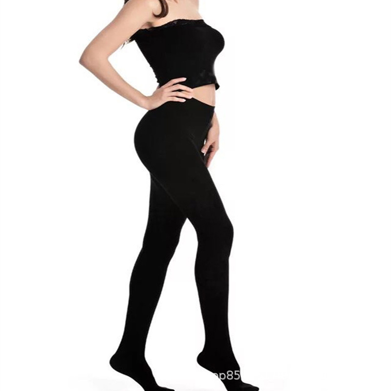 Wechat spot calcetines de tubo de estufa de presión de Corea pantalones de presión de seda negra piernas hermosas adelgazan y moldean calcetines de tubo de estufa delgados al por mayor