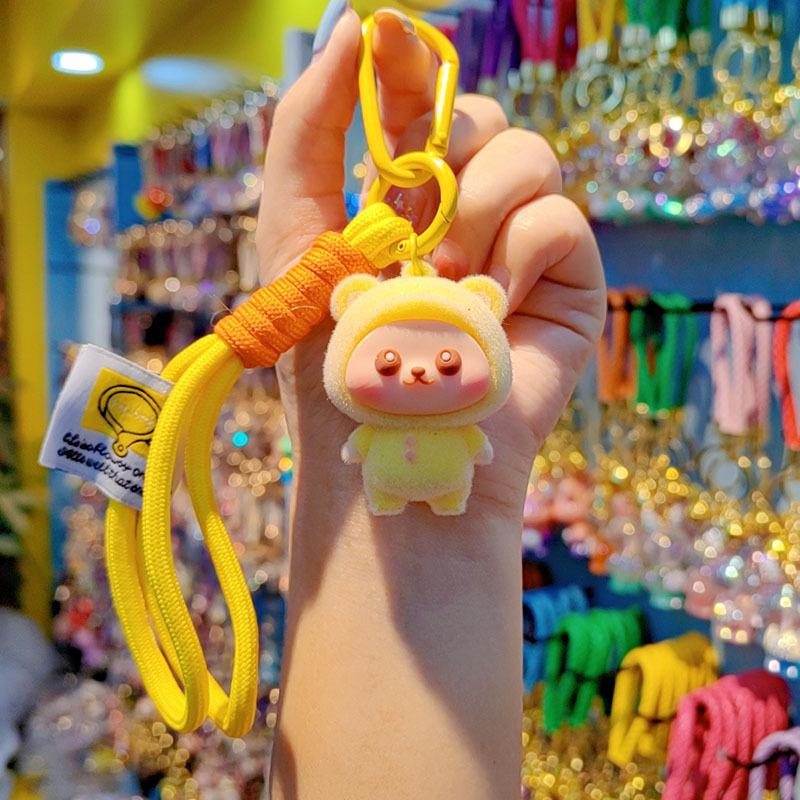 Caricatura flocado osos llavero pareja creativo llavero de automóvil lindos bolsos colgantes colgantes de teléfono móvil