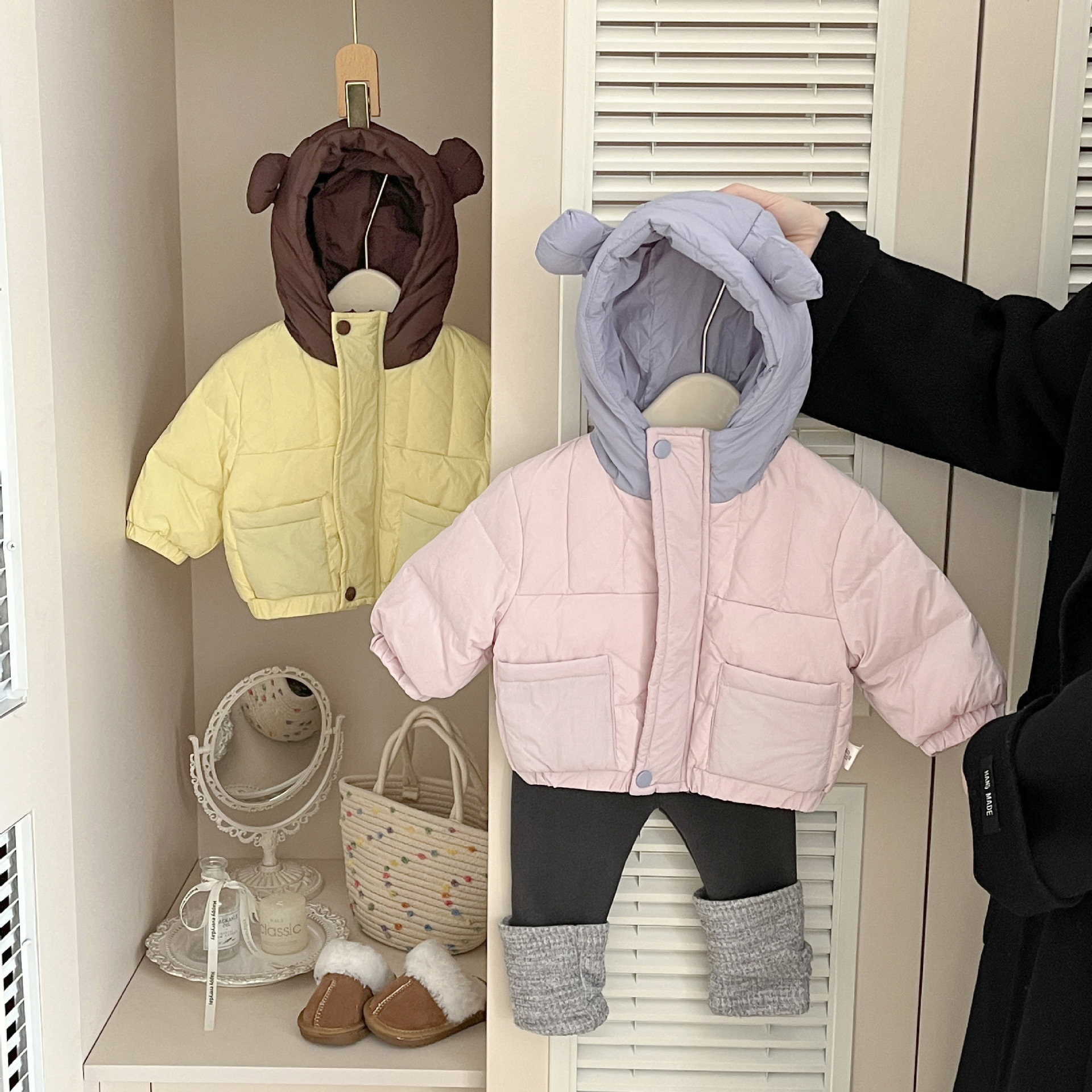 Super lindo bebé chaqueta de invierno nueva chica coreana dulce lindo chaqueta de invierno cálida gruesa