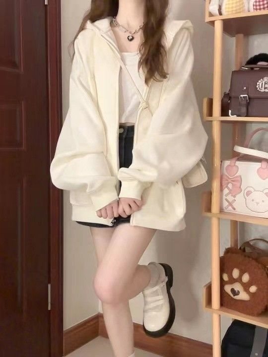 Super trendy women's oversized hooded cardigan sweatshirt for spring and autumn, Korean style, loose and relaxed fit.