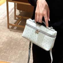 LP19С�������Ƥ������¿��r�B�y���y�������r�Іμ�б���Ů