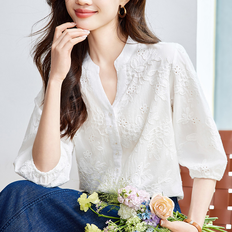 Apricot Color V-Neck Shirt for Women, Three-Quarter Sleeves, 2026 Summer New Style, Pure Cotton Embroidered Hollow-Out Top, Elegant Blouse