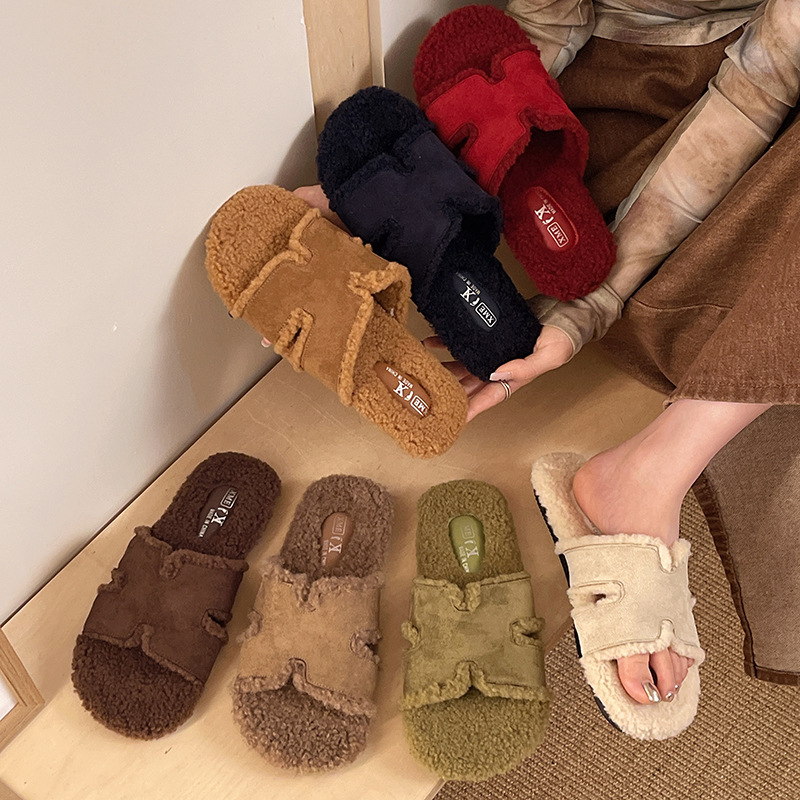 Women's plush slippers with fleece lining, warm, faux lamb wool, soft sole, suitable for indoor and outdoor wear, 2026 spring/autumn new slip-on lazy shoes