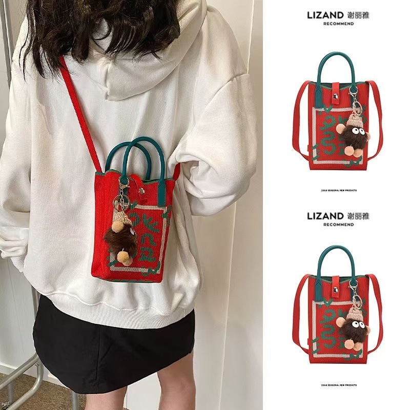 Nuevos dibujos animados de tejido lindo bolso de teléfono móvil de mujer inclinada portátil pequeño bolso de hombro portátil bolso de salida