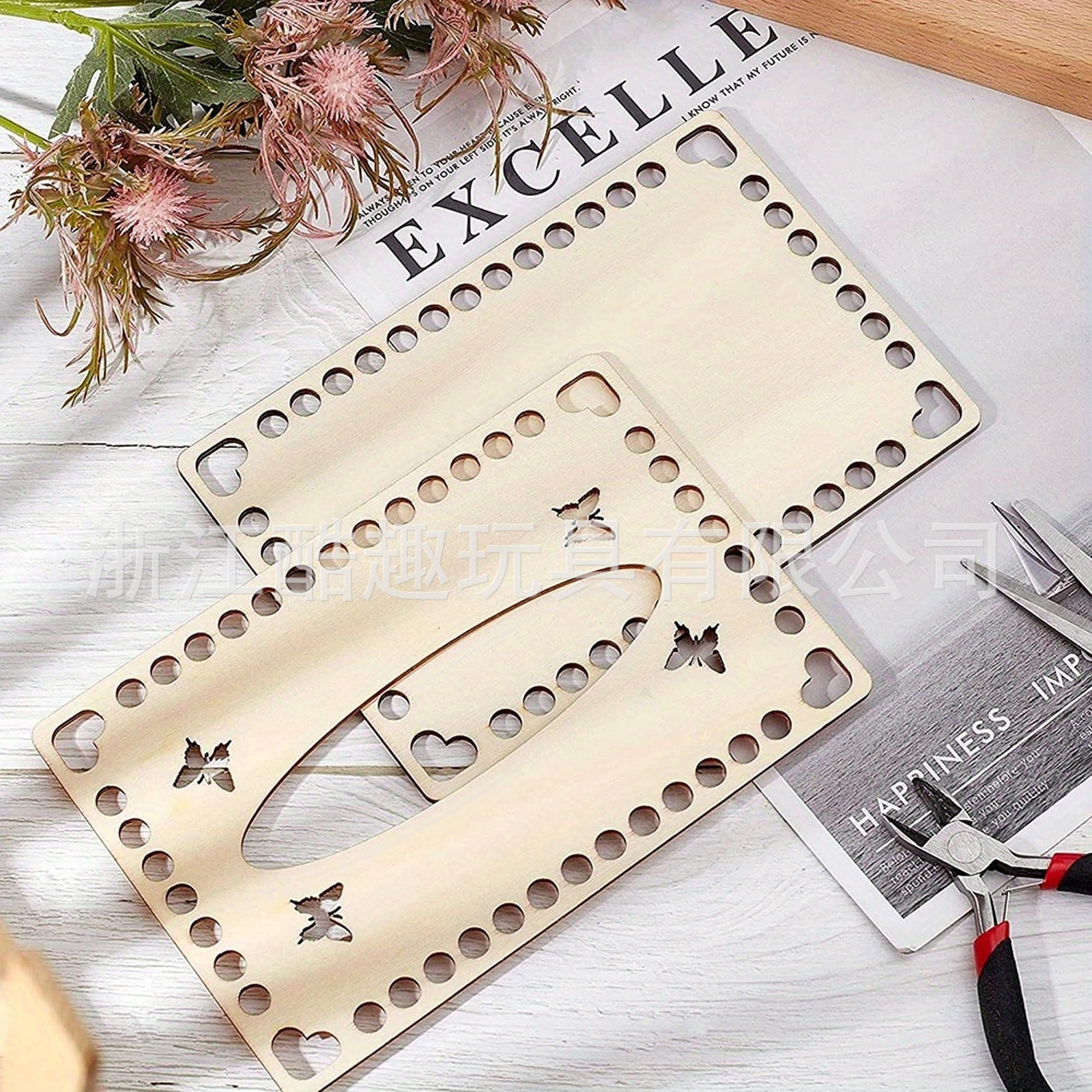 Foreign trade wooden bag mini canvas fixed frame DIY round wooden board small embroidery frame perforated.