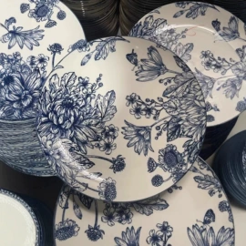 碗碟盘套装;陶瓷餐具套装;盘