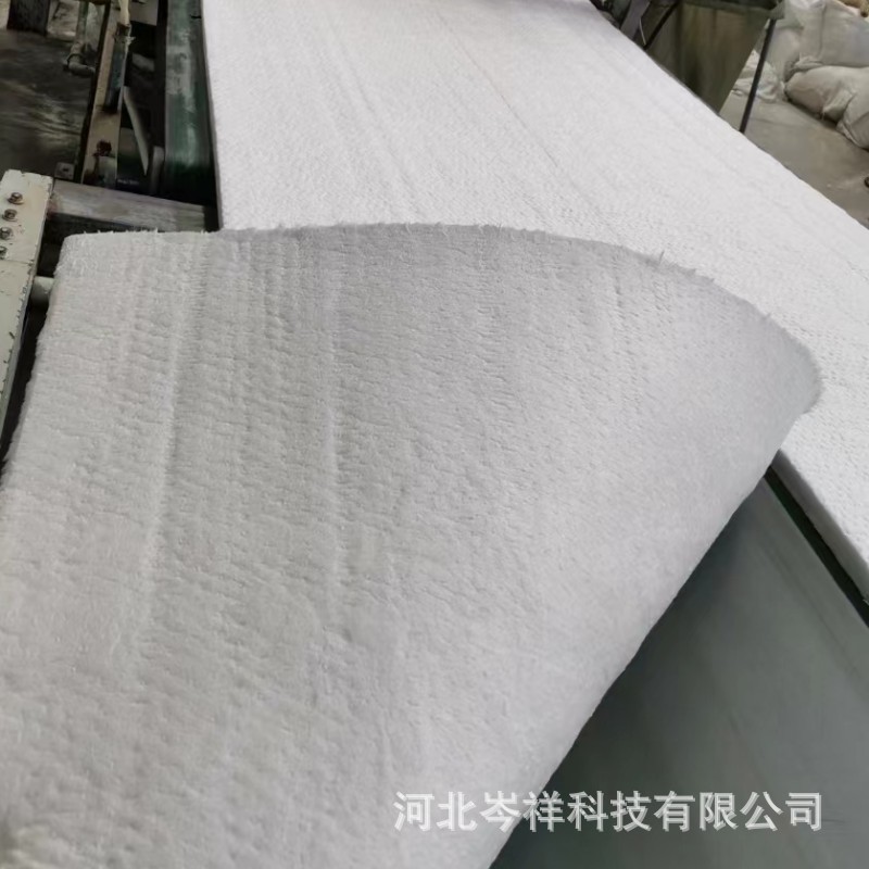80k普通型珪酸アルミニウム針刺絨毯30mm厚工業窯炉保温珪酸アルミニウムフェルト難燃性断熱綿絨毯|undefined
