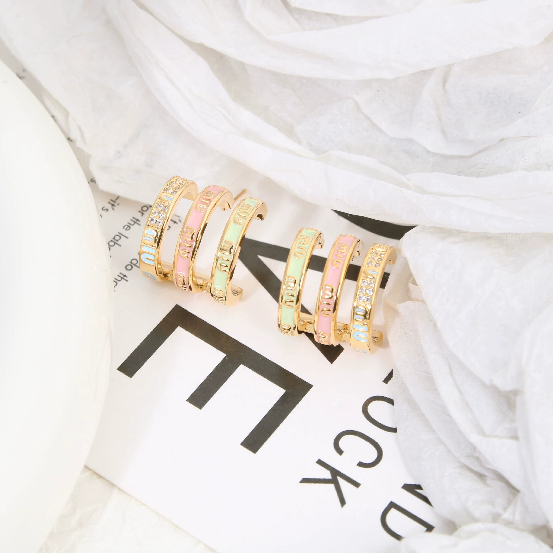 Set, small sophisticated earrings, simple and elegant design, high-quality style, 2024 years, internet celebrity