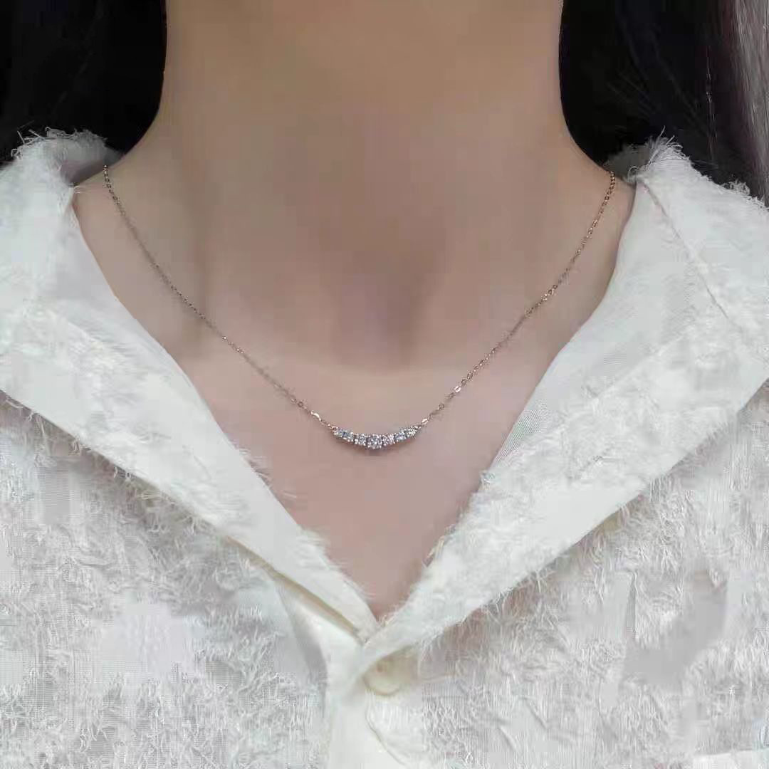 Custom-made high-end, minimalist luxury 18K gold necklace for women, versatile, simple and stylish, suitable for export.