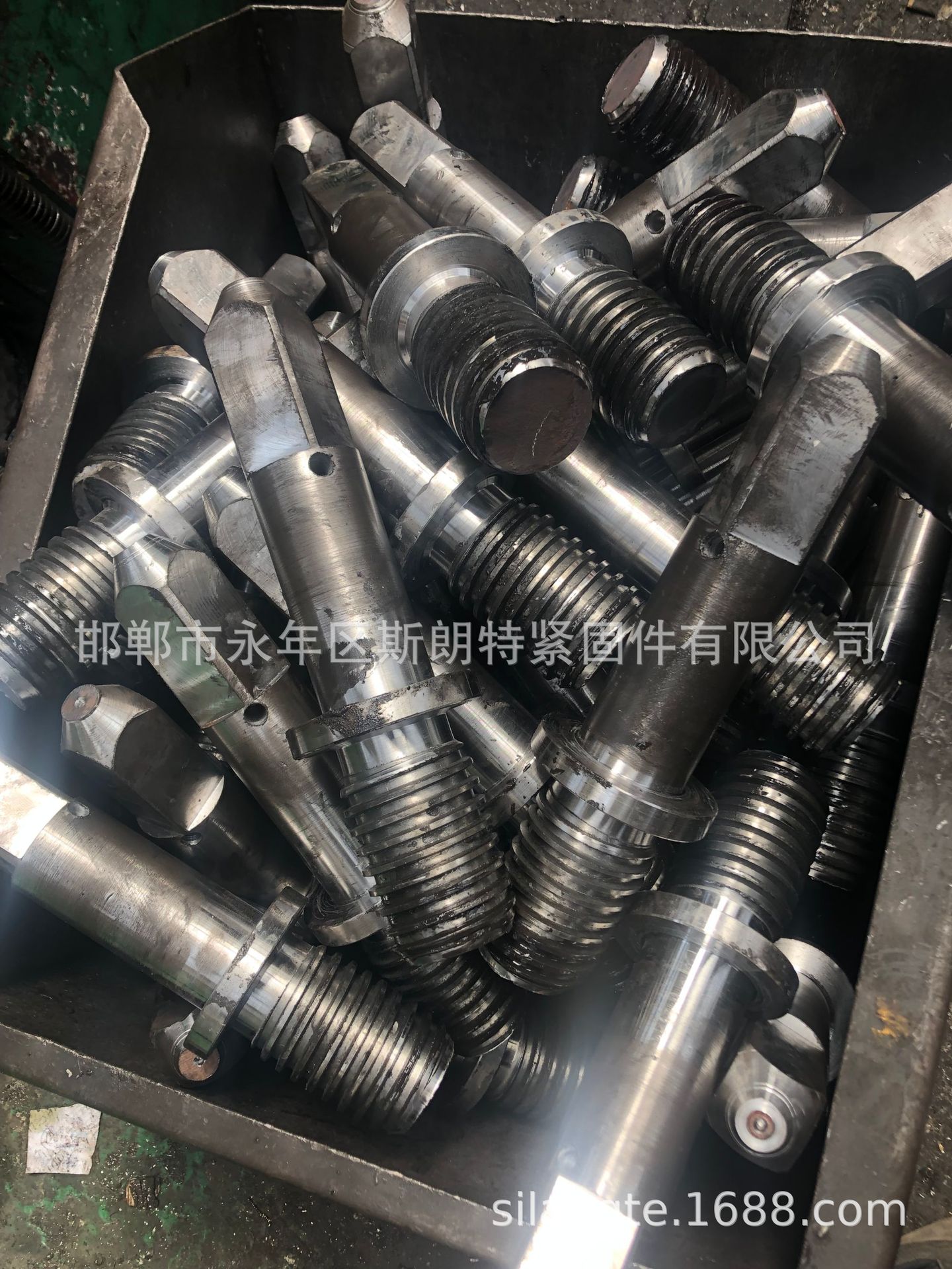 ��е�� ��е��� ������˨ ������˿ �Ǳ���̼� ����������˨