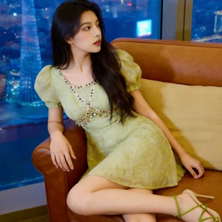 法式甜美方领泡泡袖蕾丝连衣裙钉珠收腰绿色短款仙女蓬蓬裙48270